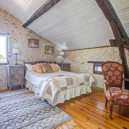4 Bedroom Lovely In *